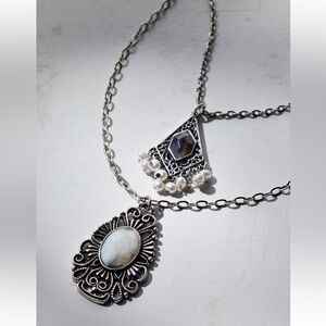 NWT Urban Outfitters Protector Filigree Pendant Layering Necklace Set